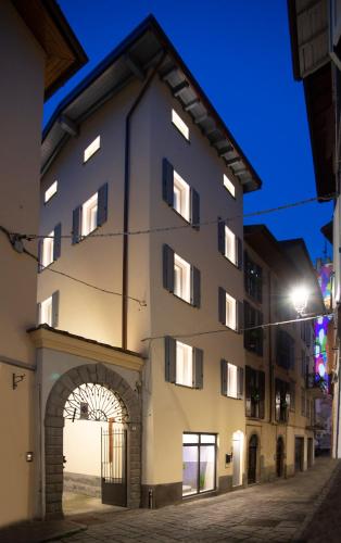 Le Torri Lovere — hotel in Lovere