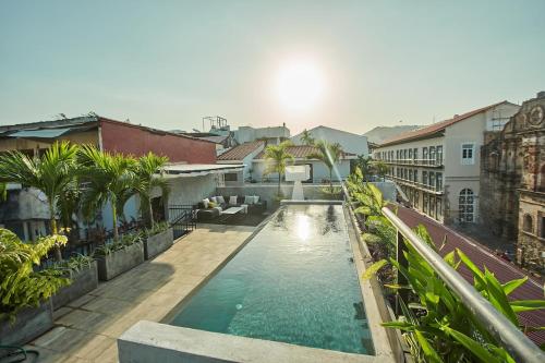 AmazINN Places Rooftop and Design Pool IV — 4-Star Luxury Hotel in Panama, Panama