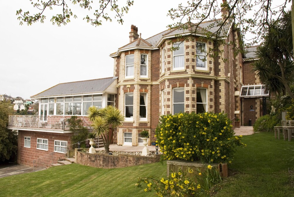 Summerhill Hotel in Paignton, United Kingdom
