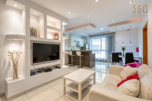 An amazing 2BR home with a special private rooftop by 360 Estates — 4-Star Luxury Hotel in Sliema, Malta