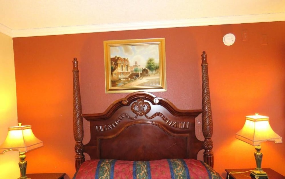 Central Inn Motel - photo 11