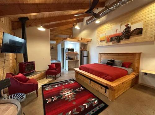 Elk Heights Ranch Serene Getaway A Rustic Studio — 4-Star Luxury Hotel in Cle Elum, United States