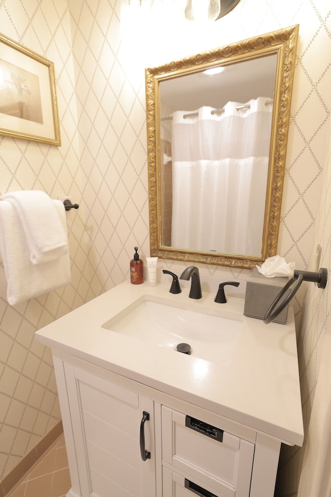 Foley House Inn - photo 108
