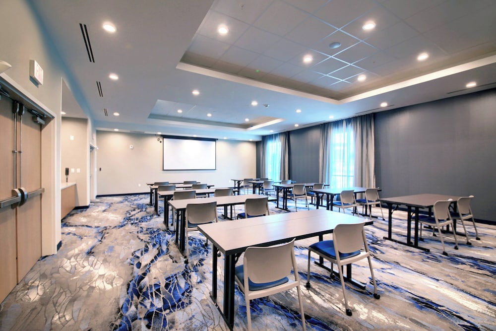 Fairfield Inn & Suites by Marriott Dallas Cedar Hill - photo 26