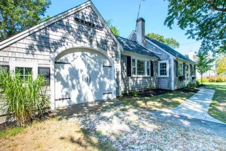 3 Min Walk to Beach Large Fenced Yard — Yarmouth — photo 5