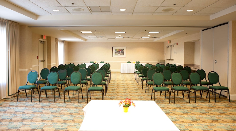 Hilton Garden Inn Secaucus Meadowlands - photo 50