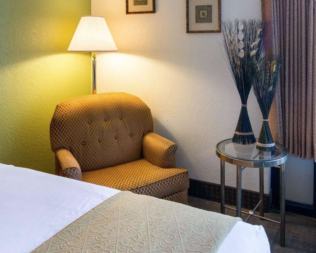 Quality Inn Shreveport Airport - photo 13