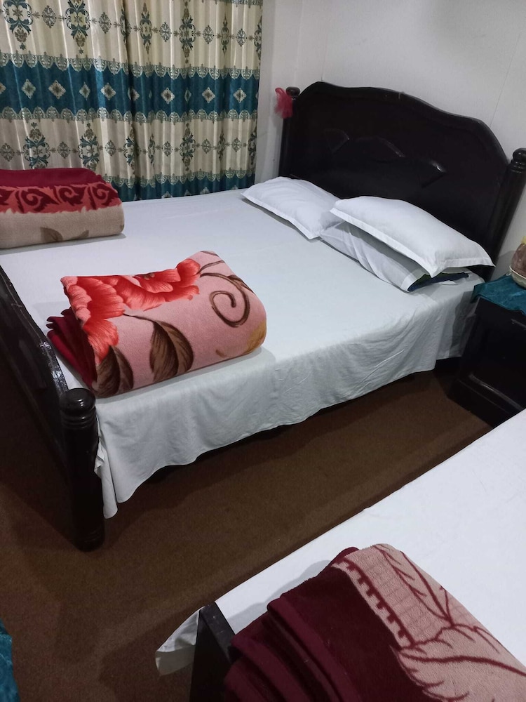 Hotel Mehran - last minute hotel in Pakpattan