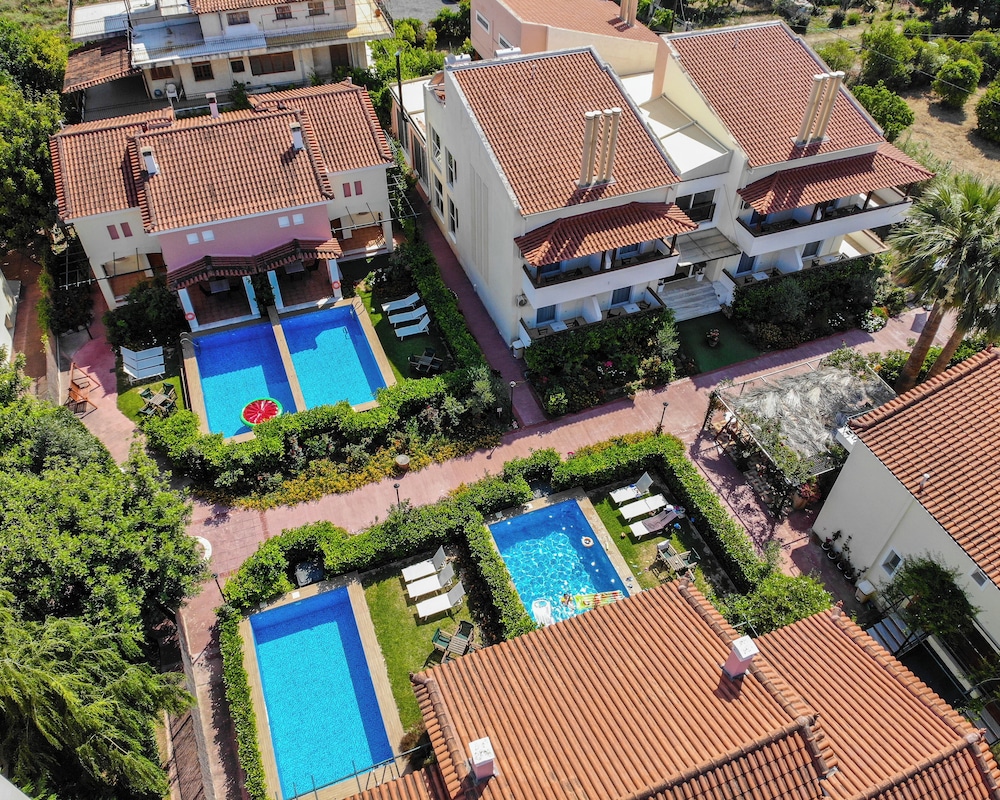 Corinthian Village — hotel in Vrakhati