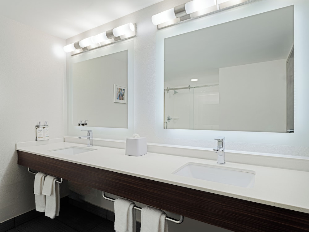Holiday Inn Express & Suites Augusta West Fort Gordon by IHG - photo 65