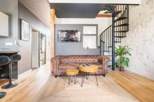 L’echoppe Bergeracoise Salle de Jeux Climatisation Et Terrasse in Bergerac, France