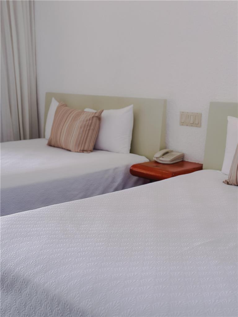 Los Patios Hotel