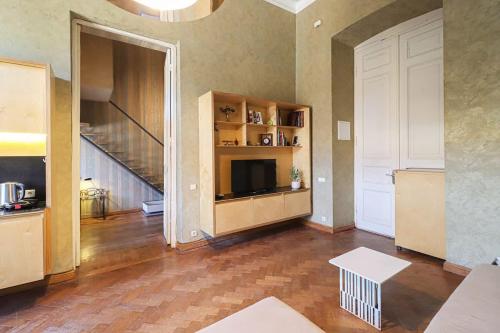 Central Tbilisi Modern 1BR Apt By Wehost