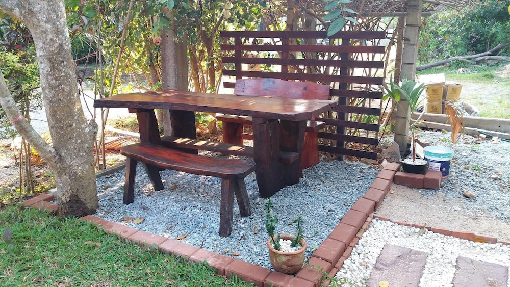 Nah Mee Sook Village - last minute hotel in Phuket