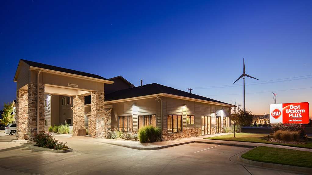 Best Western Plus Night Watchman Inn & Suites — hotel in Greensburg