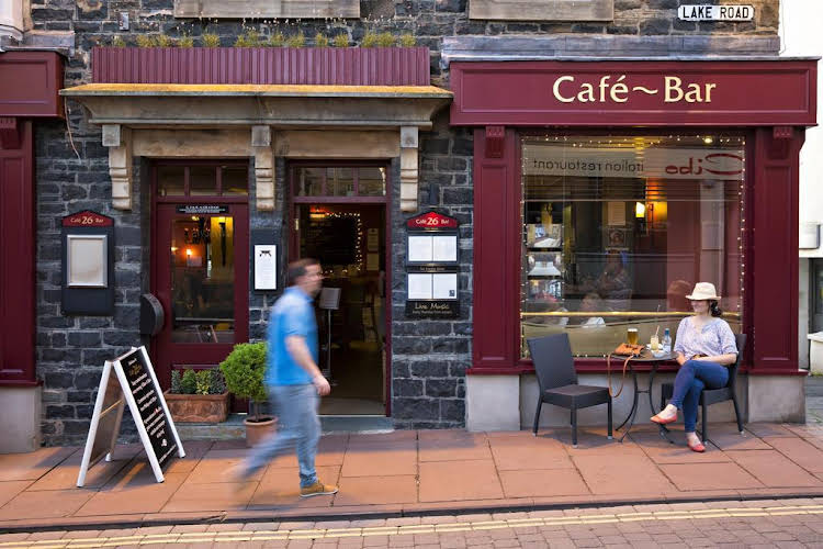 Cafe Bar 26 - carbon neutral hotel in Keswick