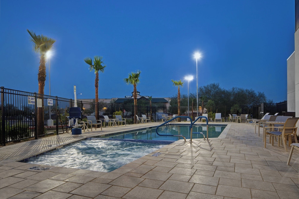 TownePlace Suites by Marriott Phoenix Glendale Sports & Entertainment District - photo 23