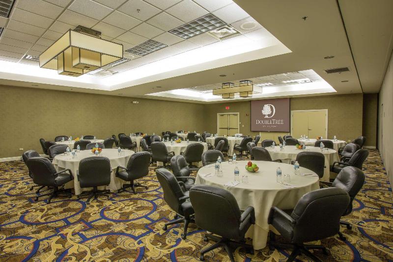 DoubleTree by Hilton Chicago O'Hare Airport Rosemont - photo 127