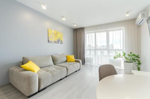 16th Floor Kvartet Panoramic City View — 4-Star Luxury Hotel in Kyiv, Ukraine