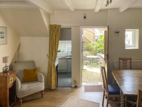 Cor Cottage