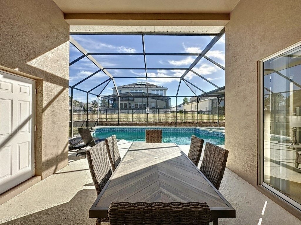 Luxury 6bd 3.5ba Pool Home In Windsor Palms Resort 6 Bedroom Villa by RedAwning - photo 31