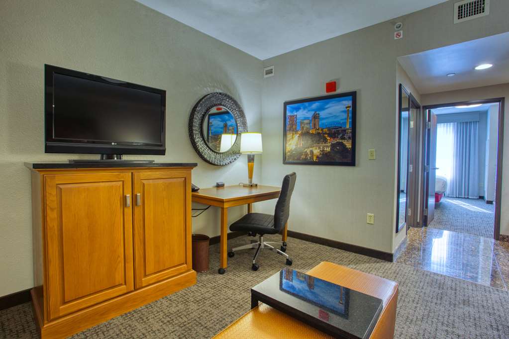 Drury Inn & Suites Near La Cantera Parkway - photo 25
