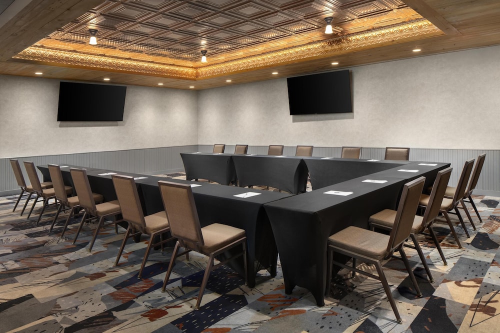 Hilton Garden Inn New York Midtown Park Ave - photo 47