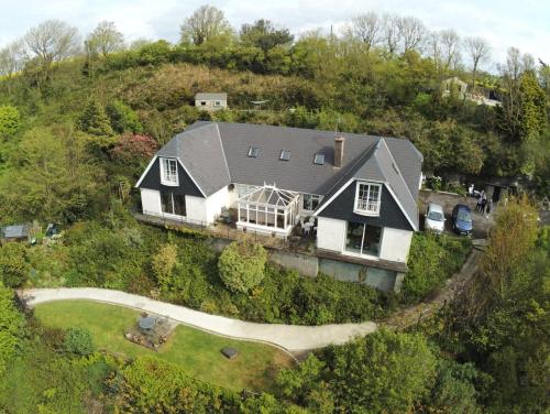 Rocklands House Bed and Breakfast — 4-Star Luxury Hotel in Kinsale, Republic of Ireland