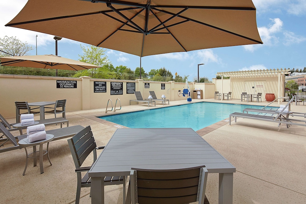 Hampton Inn & Suites Sacramento at Csus - photo 43