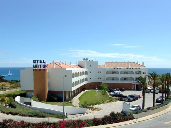 Apartamentos Maritur — 4-Star Luxury Hotel in Albufeira, Portugal