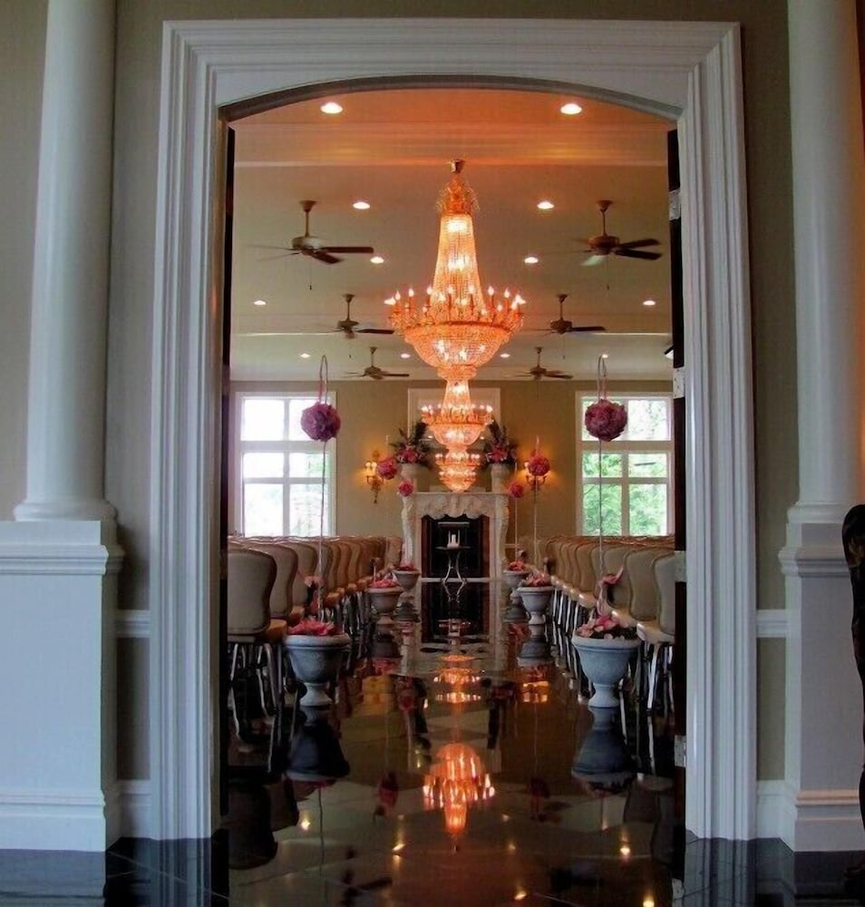 Cameron Estate Inn & Restaurant - photo 89