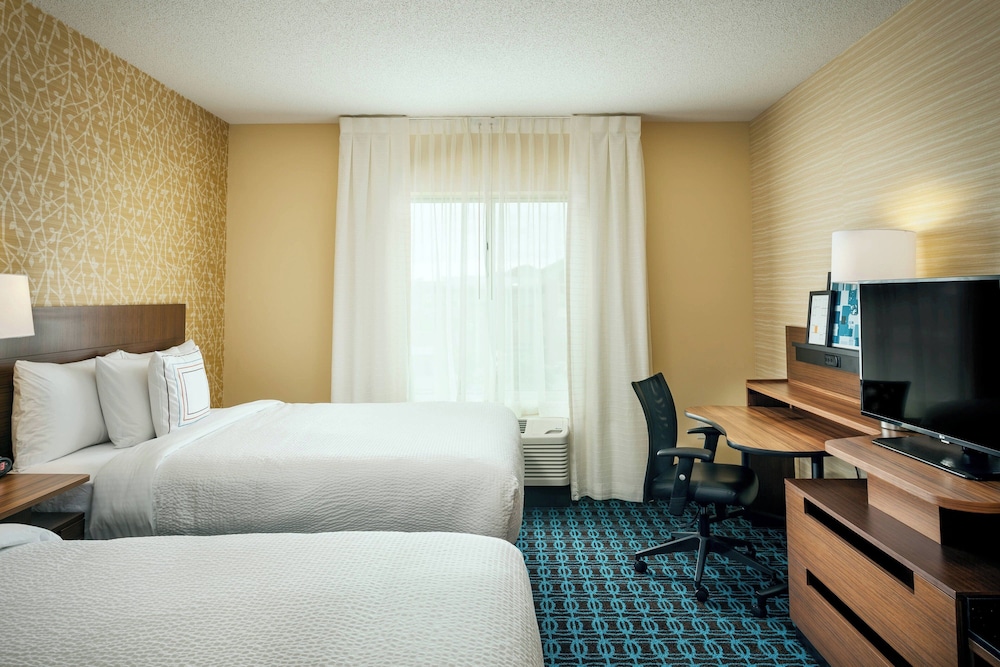 Fairfield Inn & Suites by Marriott Tacoma DuPont - photo 12