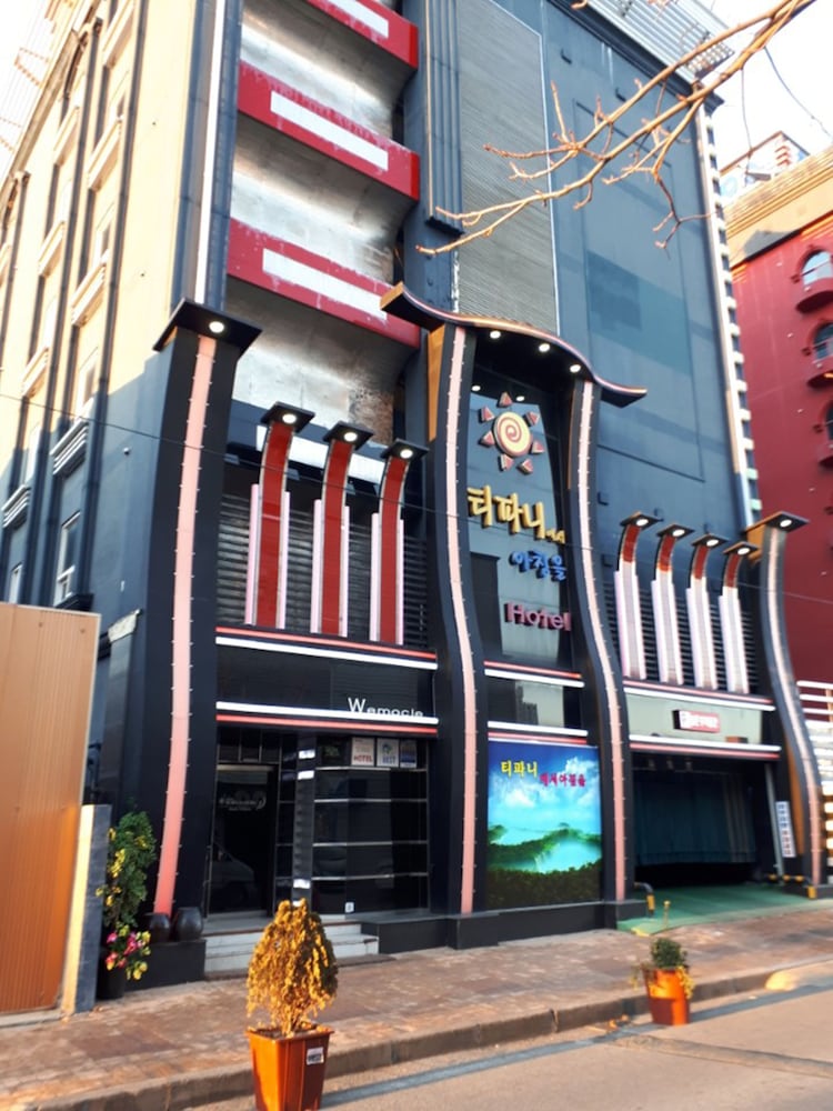 Breakfast at Tiffany’s Motel in Mokpo, South Korea