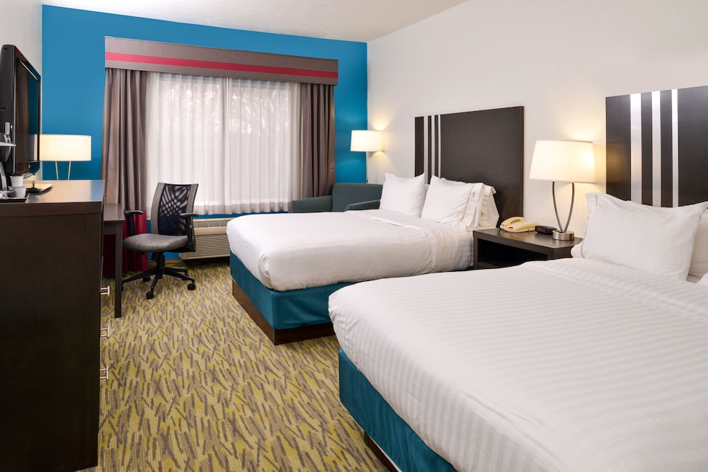 Holiday Inn Express & Suites Omaha West by IHG - photo 8