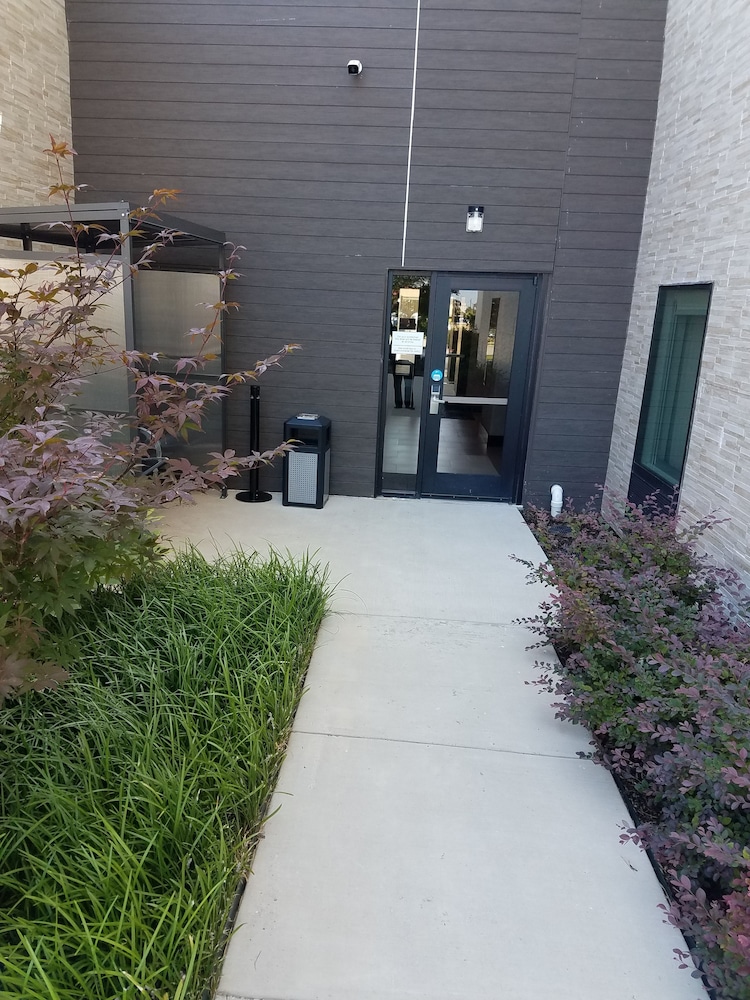 Hampton Inn & Suites Dallas The Colony TX - photo 68