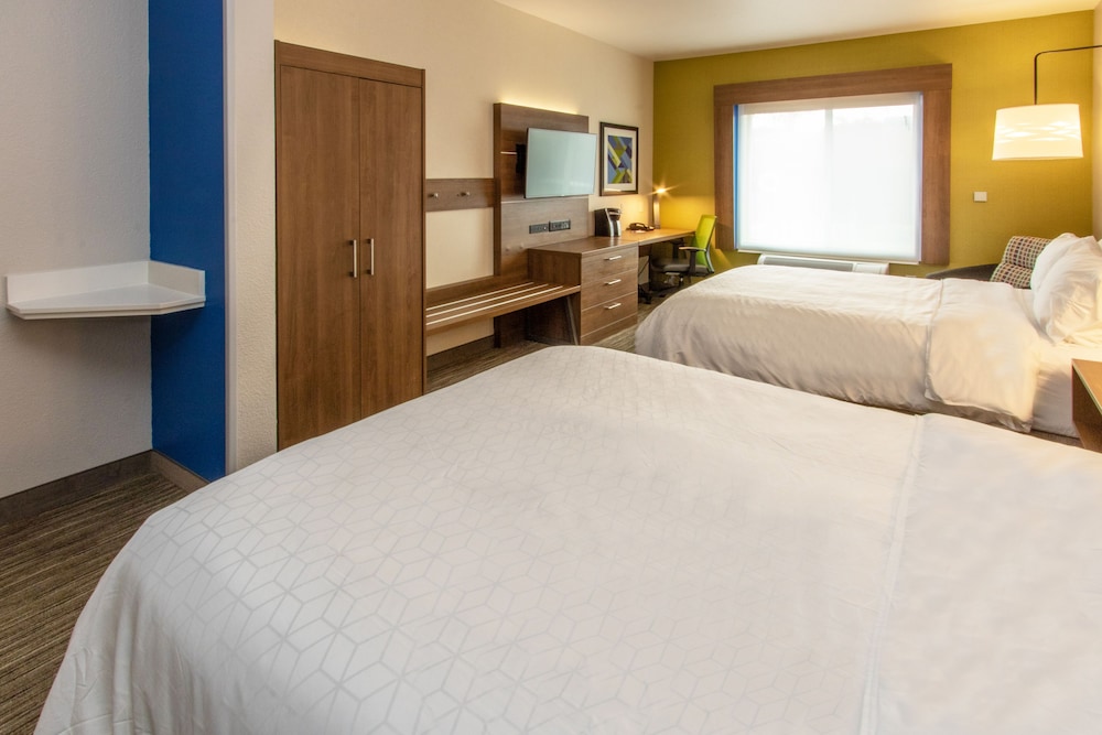 Holiday Inn Express Hotel & Suites Roseville Galleria Area by IHG - photo 66