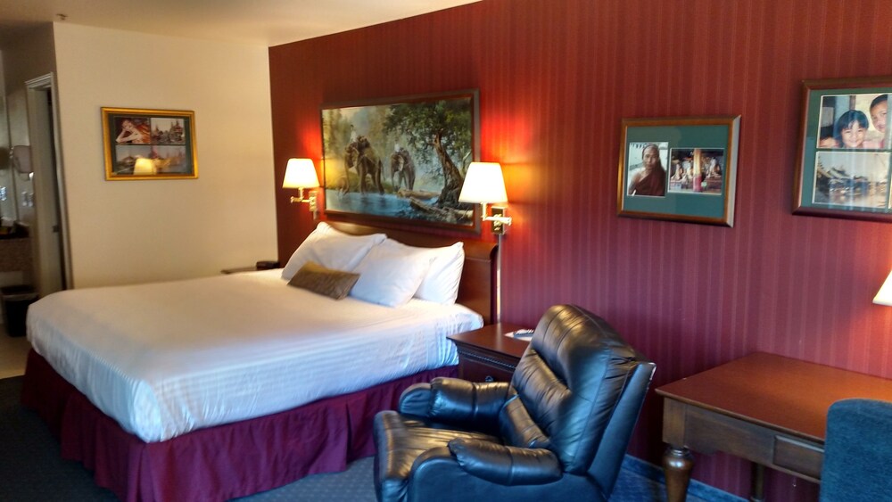 Lewis River Inn - photo 10