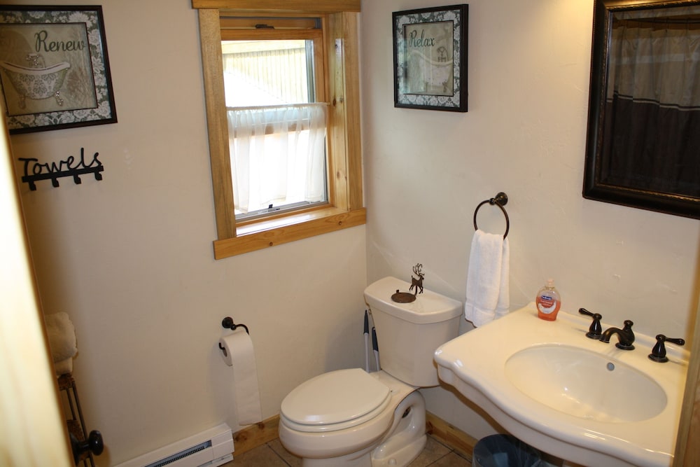 The Historic Wapiti Lodge - photo 115