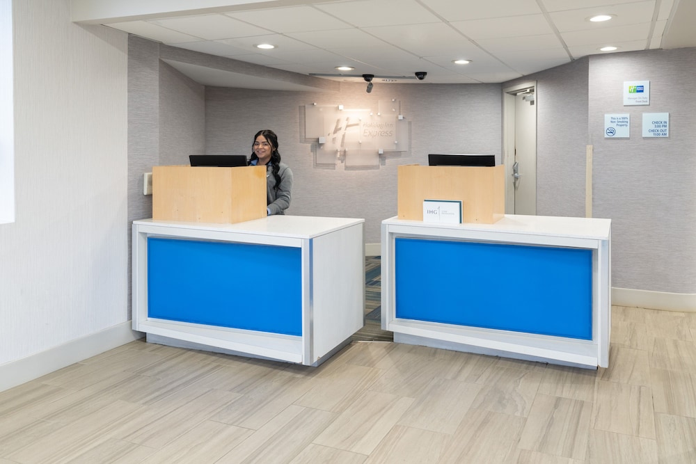Holiday Inn Express Rochester Greece by IHG - photo 46