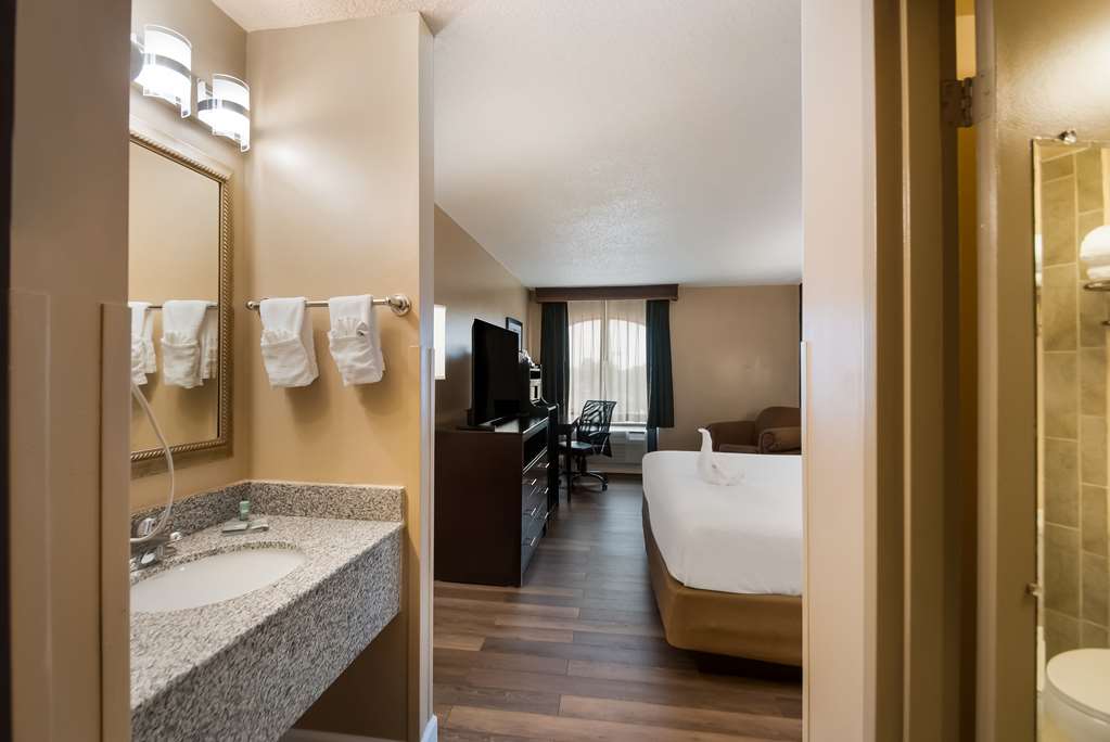 Best Western Springfield - photo 18