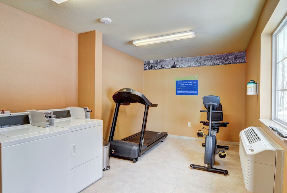 Cobblestone Hotel & Suites Punxsutawney PA - photo 24