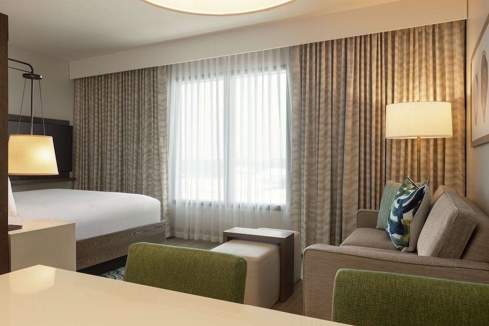 Embassy Suites by Hilton Panama City Beach Resort - photo 34