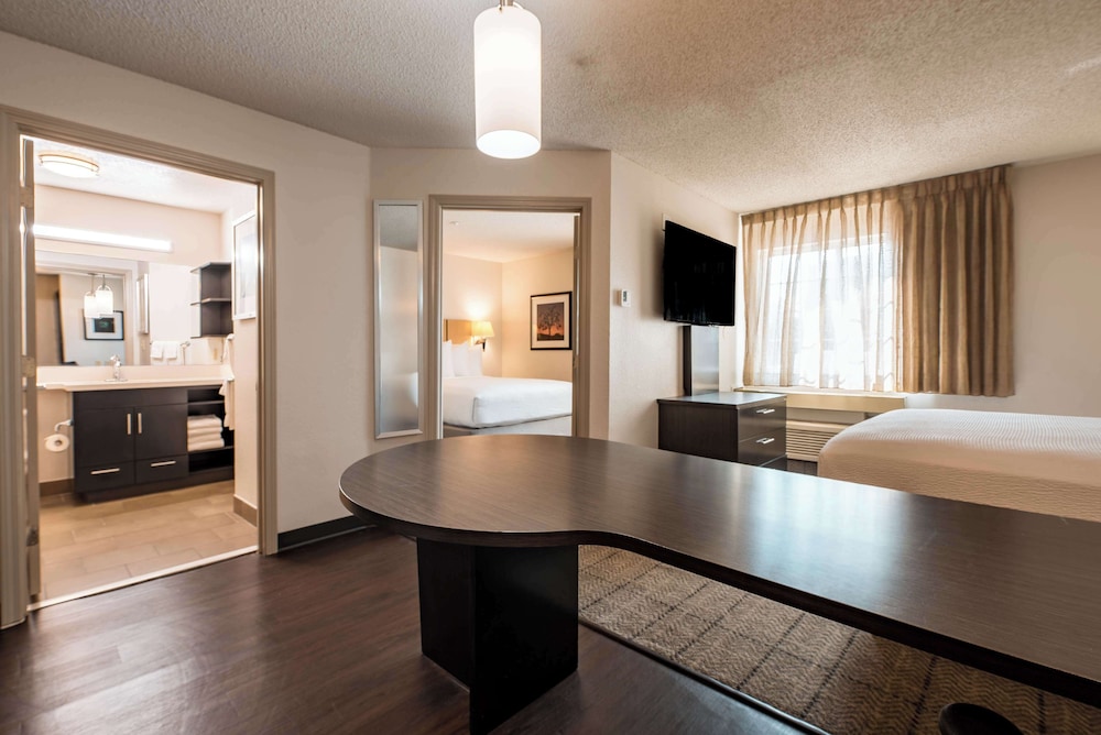 Sonesta Simply Suites Dallas Richardson - photo 11