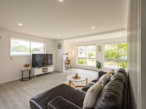Convenient Comfort 4BR near Malls and Transport in Brisbane, Australia