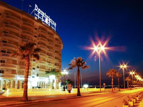 Apartamentos Dominique — 4-Star Luxury Hotel in La Manga Del Mar Menor, Spain