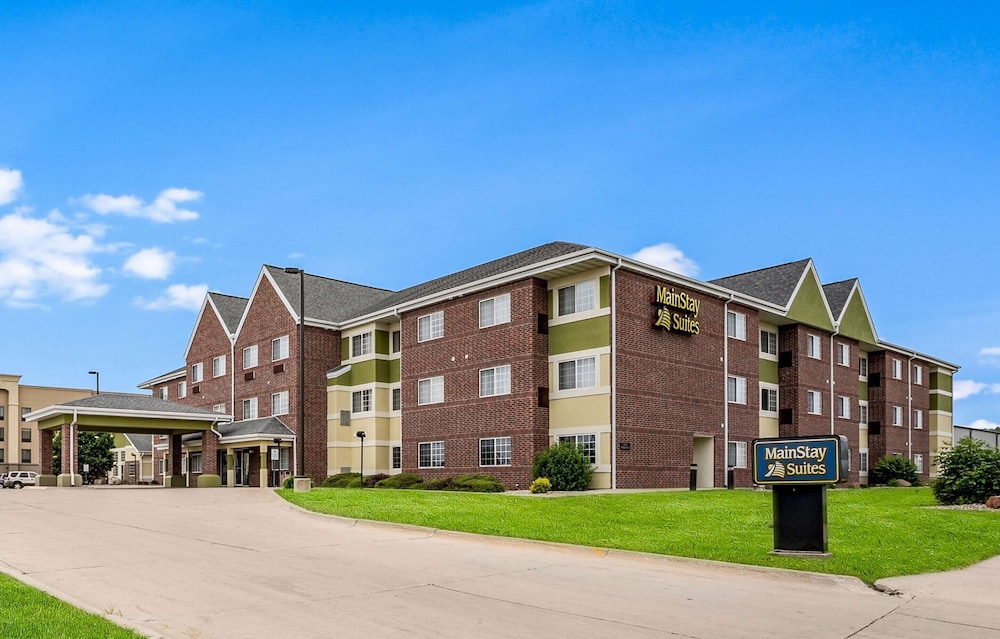 MainStay Suites Cedar Rapids North Marion - photo 67
