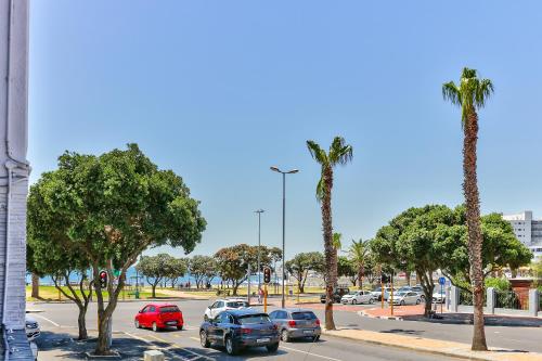 Seaside Retreat with Amazing Views and No Loadshedding