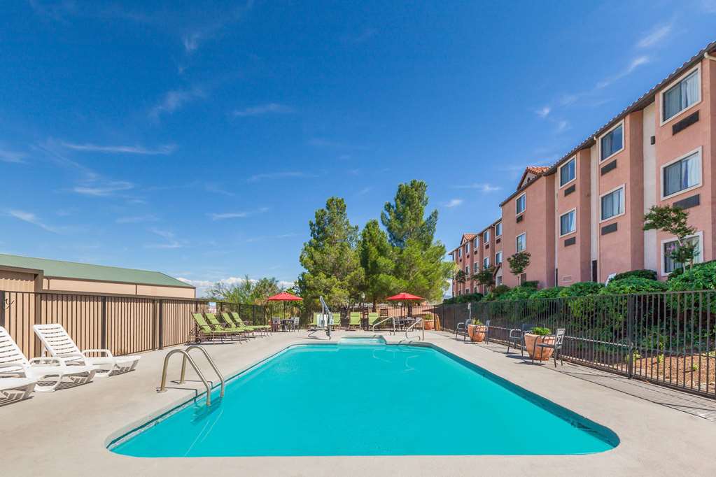 Days Inn by Wyndham Camp Verde Arizona - photo 6