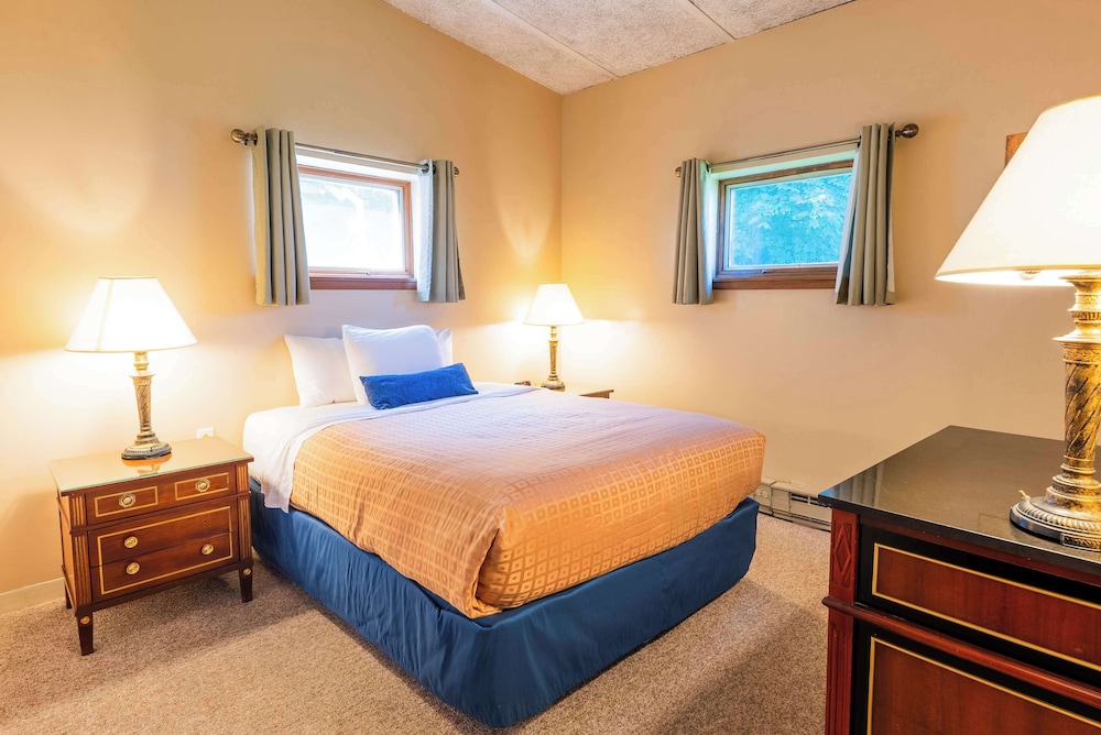 Fireside Inn & Suites Bangor - photo 12