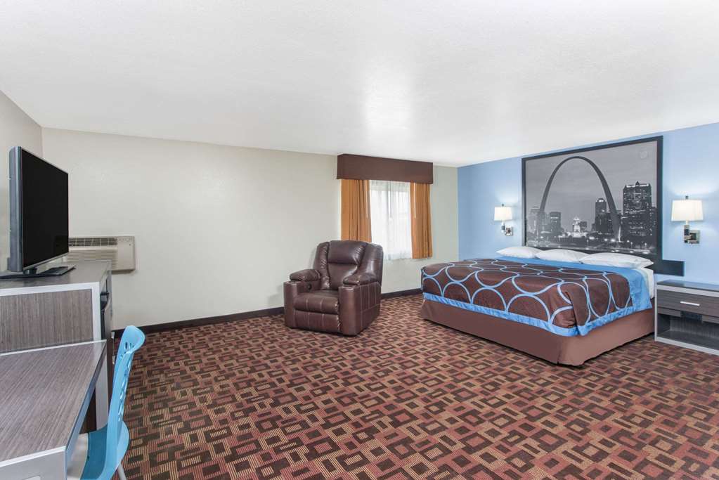 Super 8 by Wyndham Moberly MO - photo 16